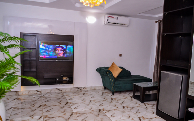 247 Luxury Hotel