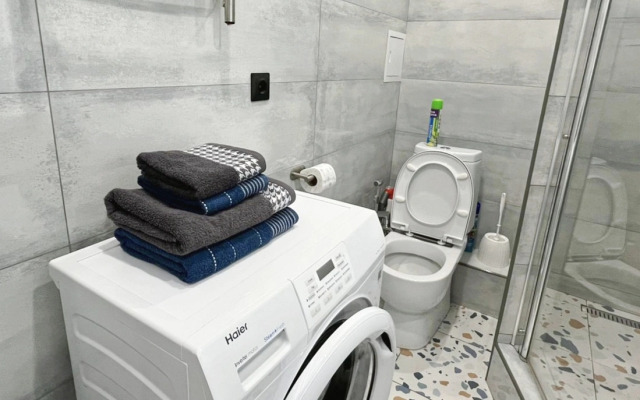 Квартира уютная видовая на 19 этаже