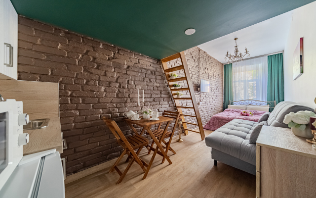 Gosti Na Ul. Koli Tomchaka Guest House