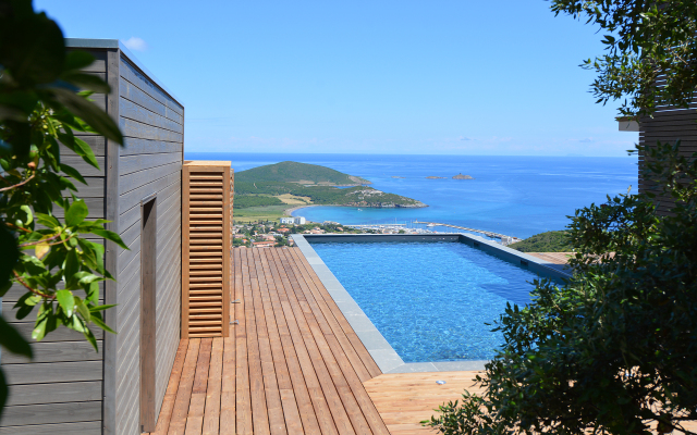 Le Tomino Hotel
