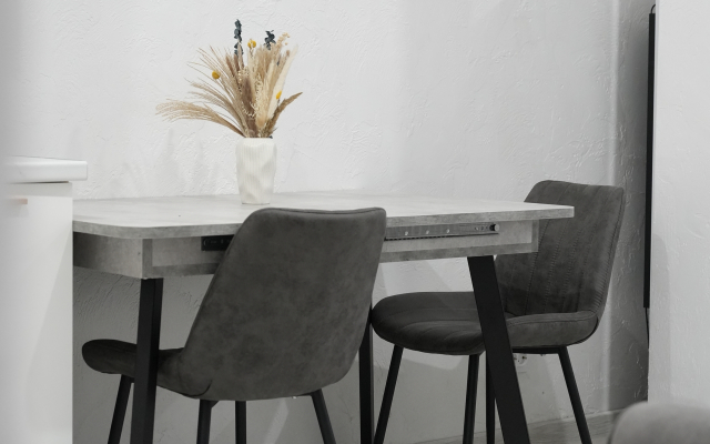 Апартаменты на Светлой 18 (302)