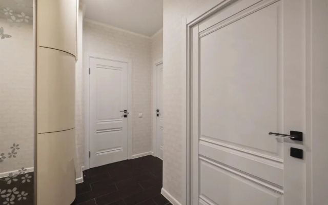 1 Dobrye Sutki na Sverdlova Flat
