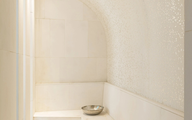 Отель SO/ Saint Petersburg