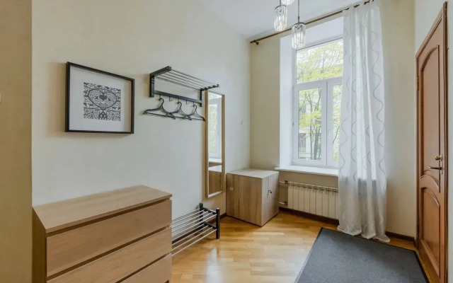 U Ermitazha 12 Gostey B.konyushennaya 12 Apartments