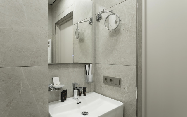 Zara Hotel