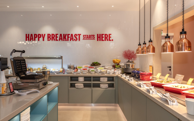 Отель Hampton By Hilton Batumi Center