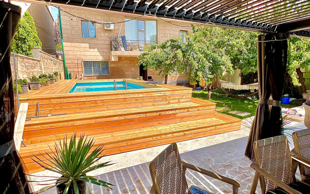 Luxury Villa in Yerevan, Villa