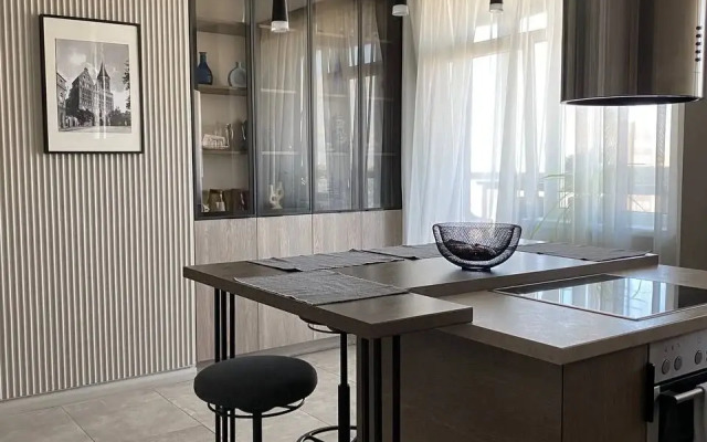 Knaypkhoff Ryadom S Rybnoy Derevney Flat