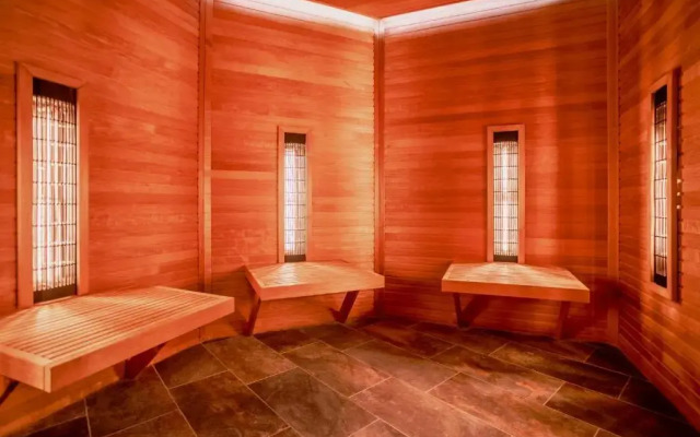 Resort Kashmir Wellness & SPA Hotel Adults Only