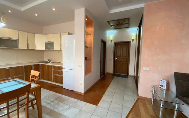 Yevrodvushka Na Larina S Vidom Na Mishennuyu Sopku Flat