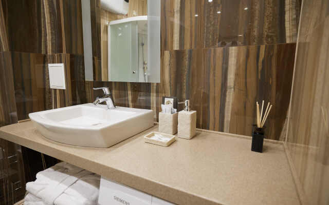 Pisatelya 2 Apartments
