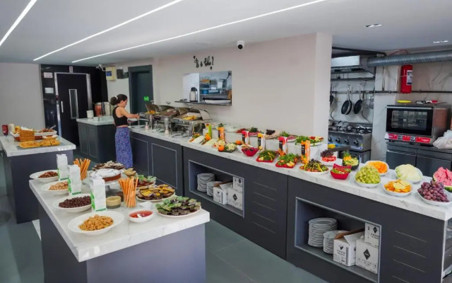 Отель Grand Özer