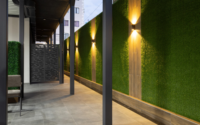 Zara Hotel