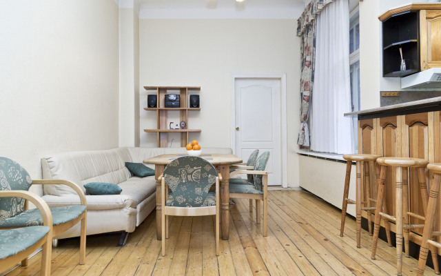 Arsenal Apartments