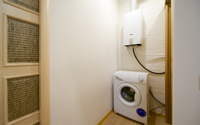 Anarin Apartments Flat 4
