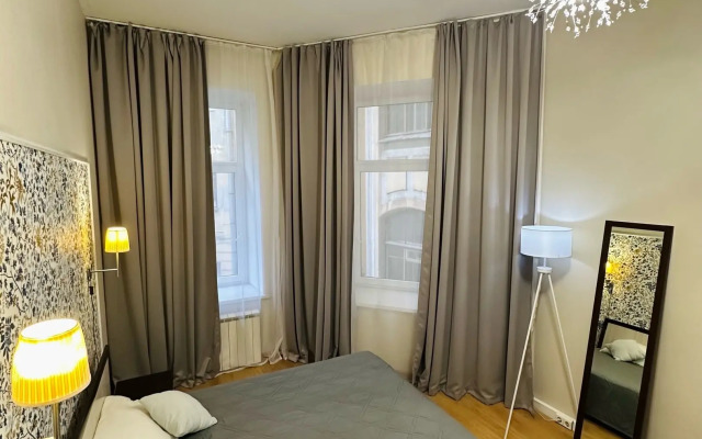 on Rubinstein Living quarters