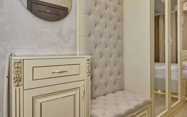 Na Krasnoy 49 Flat