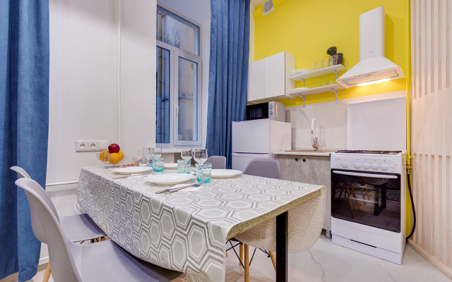 Апартаменты Бирюза и Подсолнух ВПитер на сутки