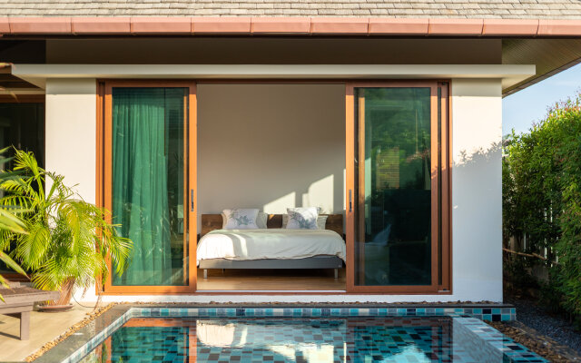 3BR Modern Villa - Pool NaiHarn Rawai Villa