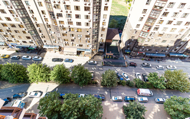 Квартира Двухкомнатная недалеко от парка Галицкого