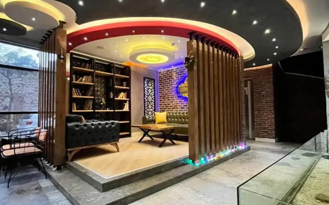 Corner Park Suite Hotel