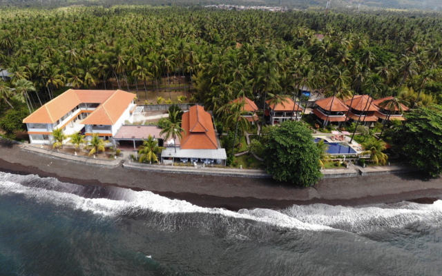 Bondalem Beach Club Hotel