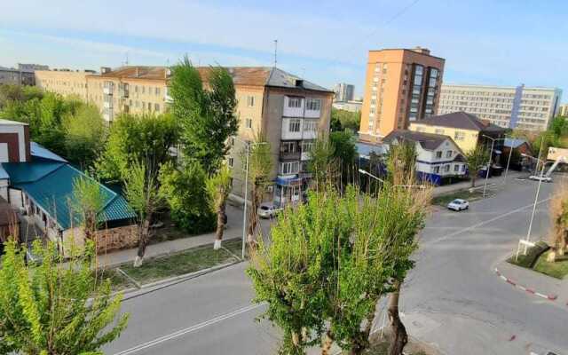 Апартаменты Ауельбекова 38