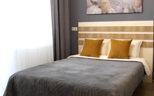 Апартаменты Академика Сахарова 95/2