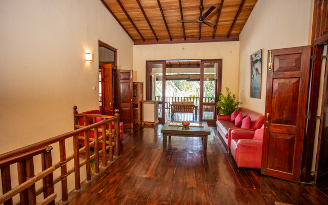 South Point Abbey 4 bedroom beach front Villa