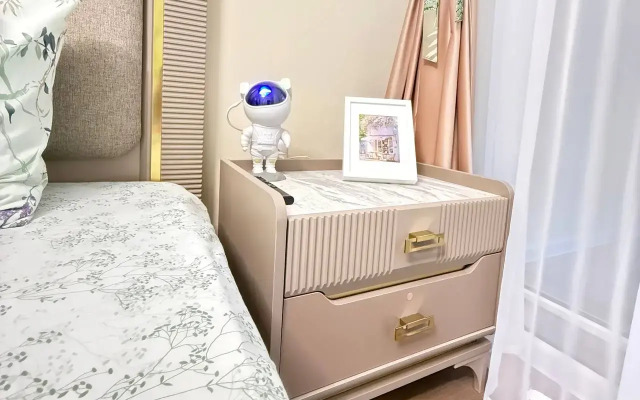 Квартира Новая в 3 Мин от М4