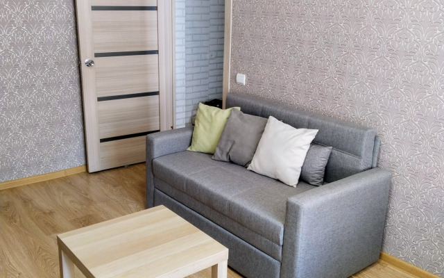 V tsentre Novomoskovska Flat