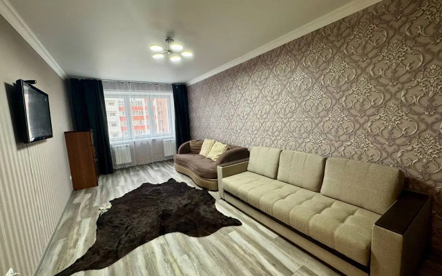 Na Ulitse Lazurnaya 7 Flat