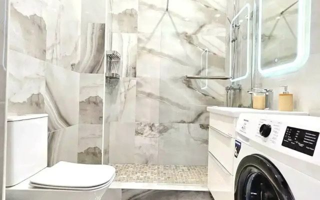 V Samom Tsentre Pyatigorska naprotiv Avtovokzala Apartments