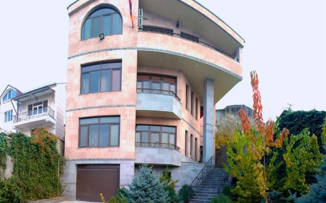 Ivy Boutique Hotel