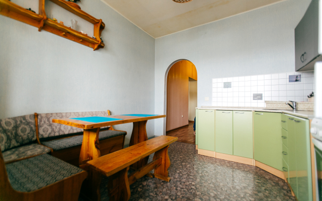 PrezentHaus on Karl Marx 175 building 3