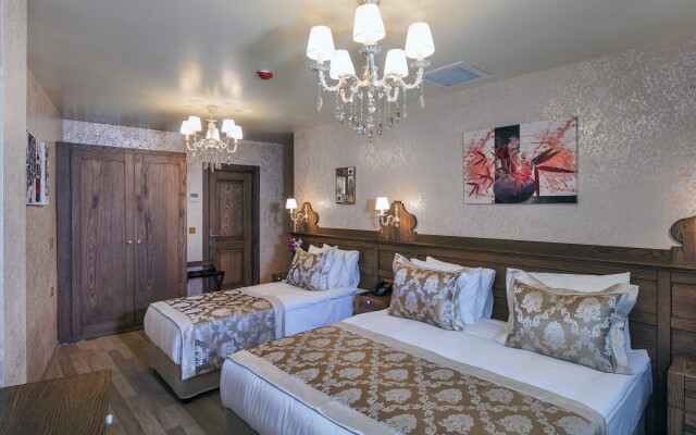 Perapolis Hotel