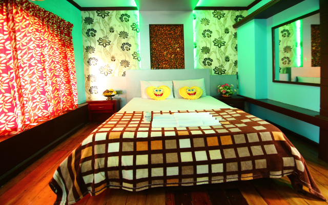 Sreekrishna 2 Bedroom Private Houseboat Hotel