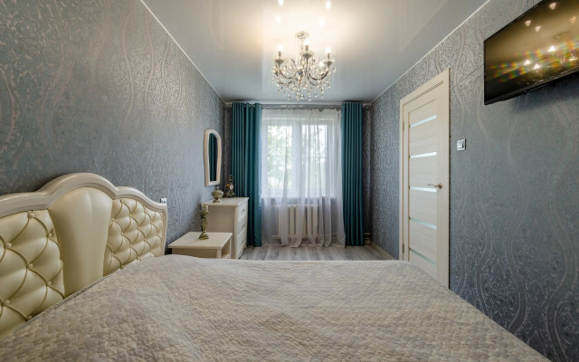 Na Maksima Gorykogo 25 Flat