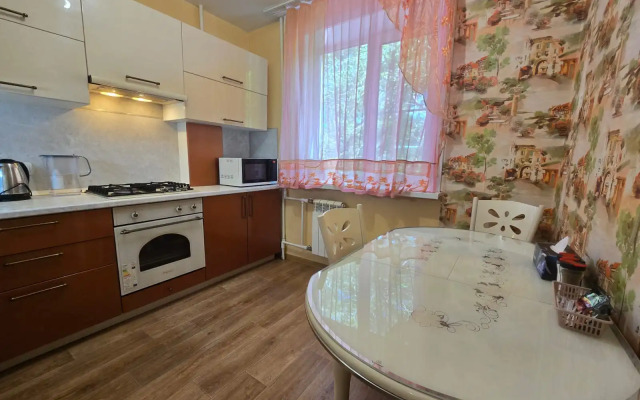 Prostornaya Kvartira Na Oblachnom Pereulke 78 Flat