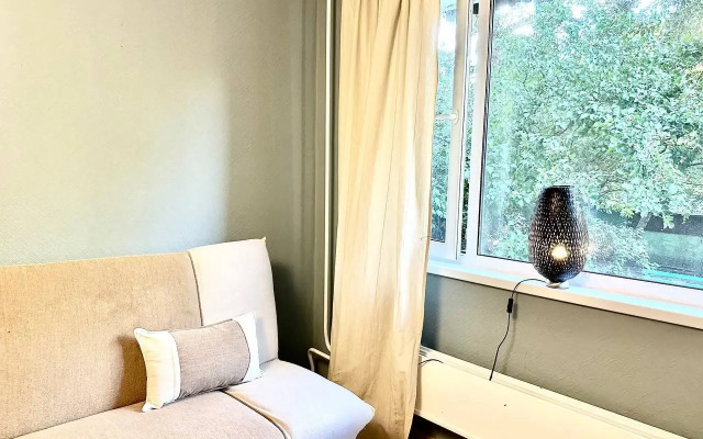 Bolshie U Aerorort/sokol Apartments