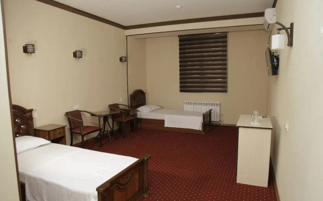 Отель MUFARSHOX