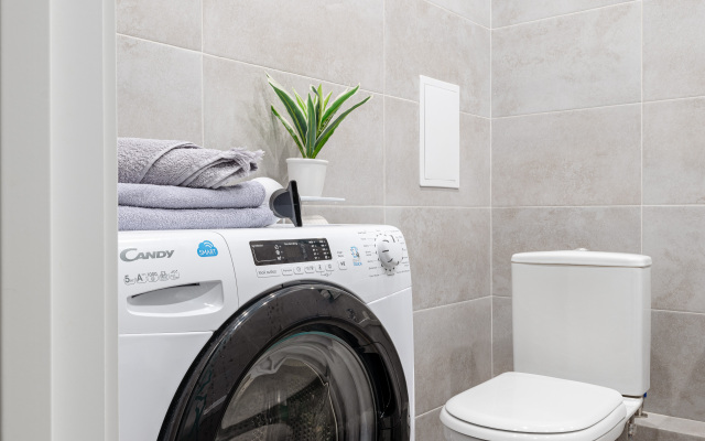 Апартаменты ApartHome Адмиралтейский 3