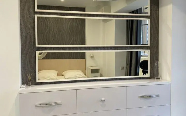 Na Nesebrskoy, 14 Apartments