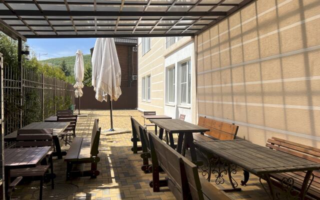 Zarechye Guest House