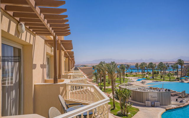Pyramisa Sahl Hasheesh Resort hotel