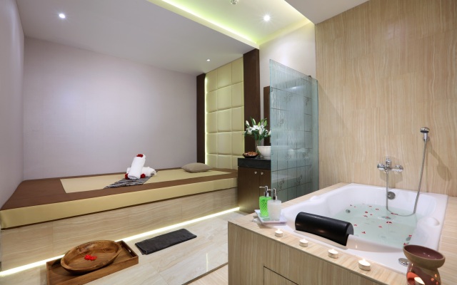 Отель Harper Palembang