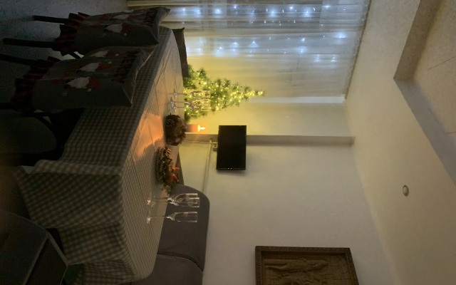 Na Raduzhnom Beregu Guest house