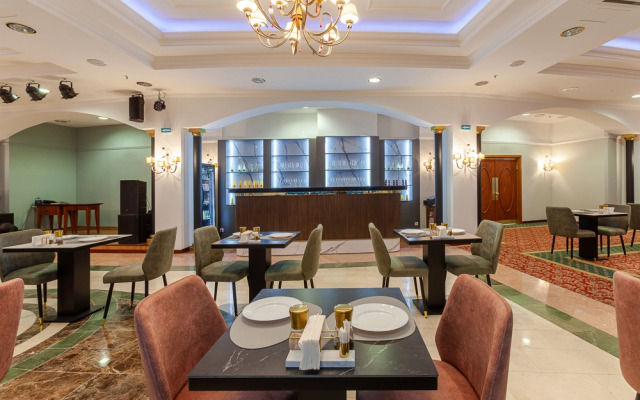 Отель Курорт Грейс Люксор Волга Конгресс