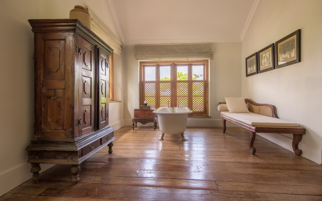 Taru Villas - Rampart Street
