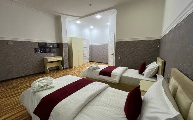 Отель HOME ALONE